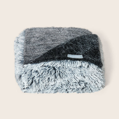 Snooza – Calming Cuddler Blanket – Silver Fox
