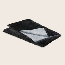 Snooza – Calming Waterproof Blanket