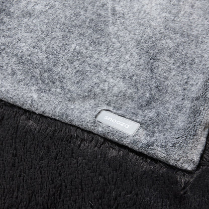Snooza – Calming Waterproof Blanket